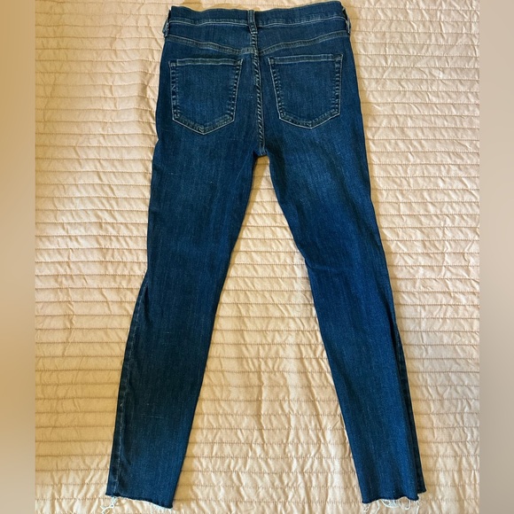 Free People distressed skinny jean | Size 28 - Picture 2 of 7